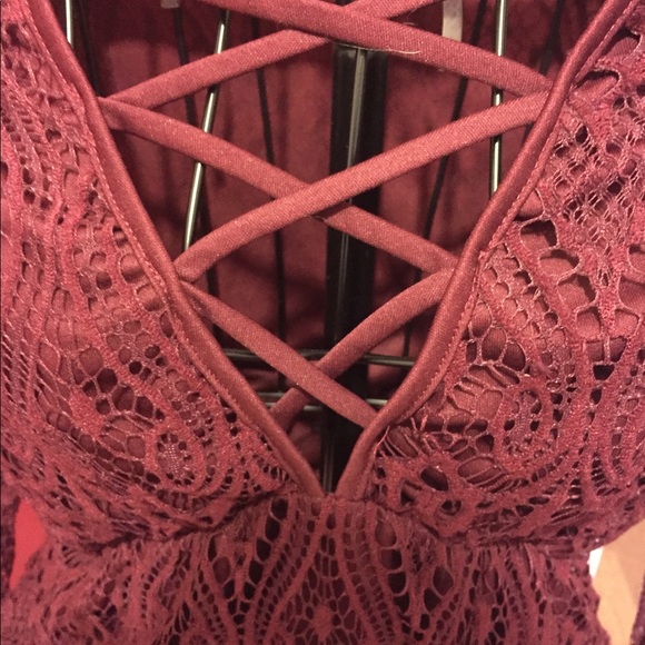Burgundy Lace Blouse - Picture 2 of 8